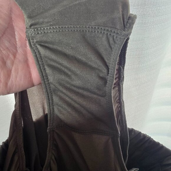 New In Woman's Olive Green Running Shorts with Bikini Lining Sz Large NWOT - Picture 5 of 8